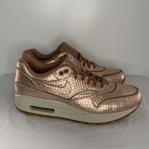 Nike Air Max 1 Cut Out Prm Shoes Women’s Size 7 Bronze Snake KEA